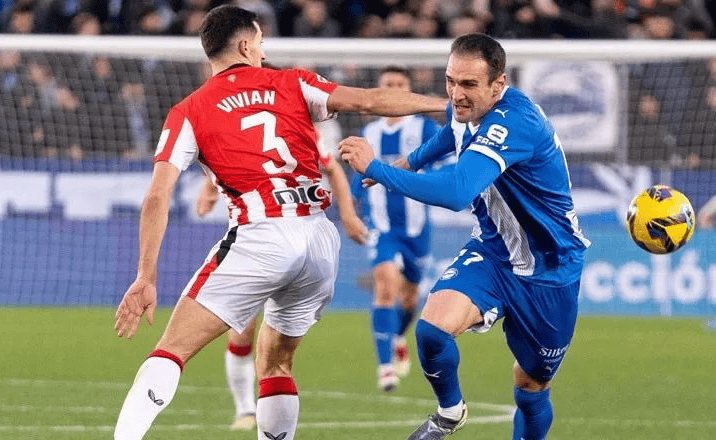 包含都灵客场不敌，保级斗争愈发胶着的词条