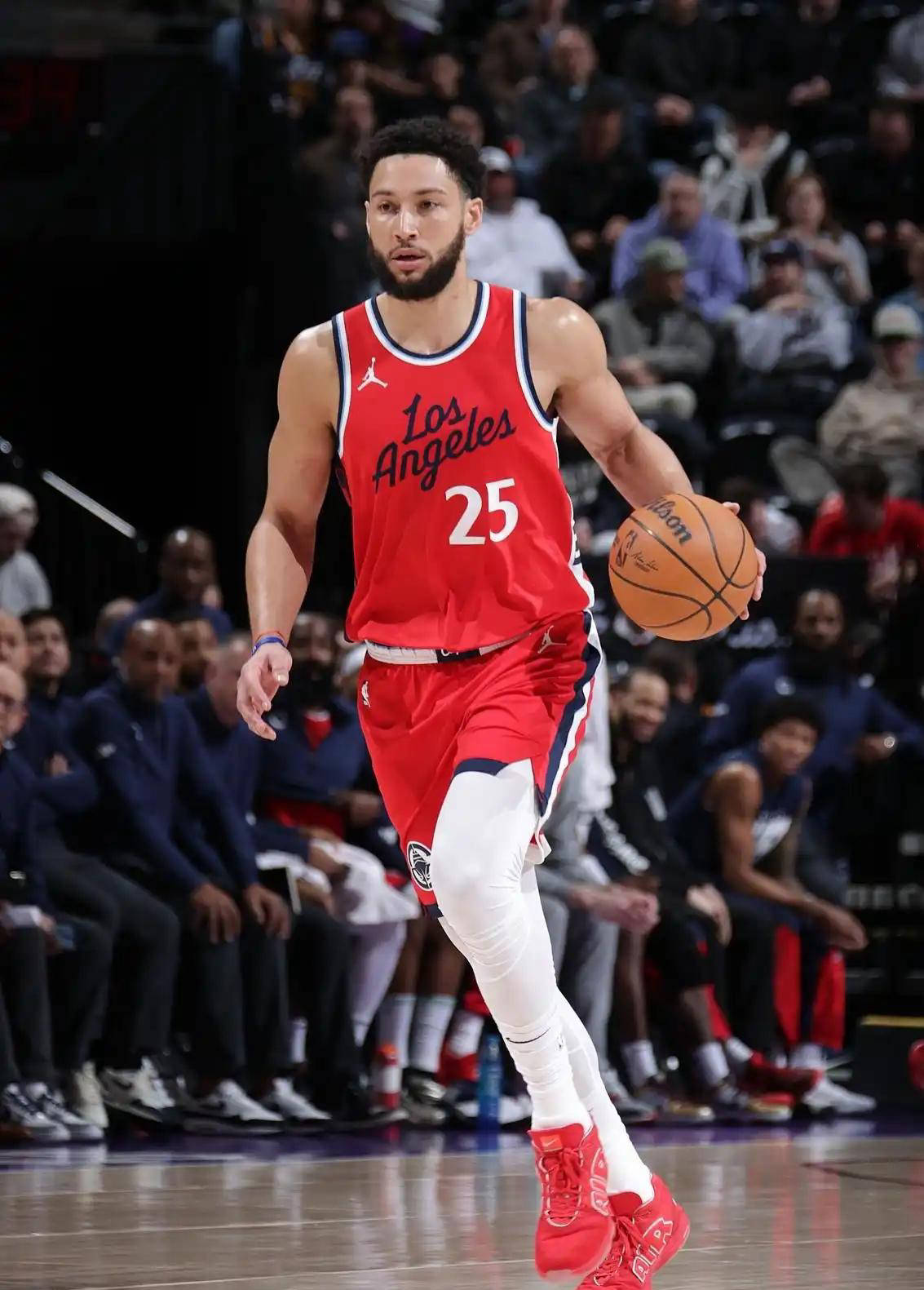 快船险胜篮网,西蒙斯关键表现点燃全场!