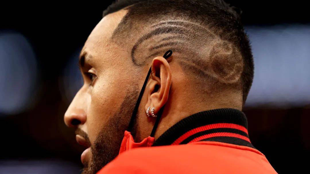 包含纳达尔意外战胜日本队,战术调整引爆全场!气势如虹延续的词条